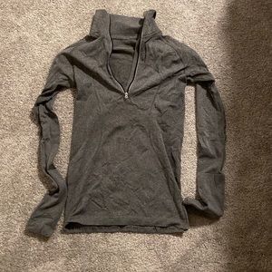 Lululemon quarter zip up